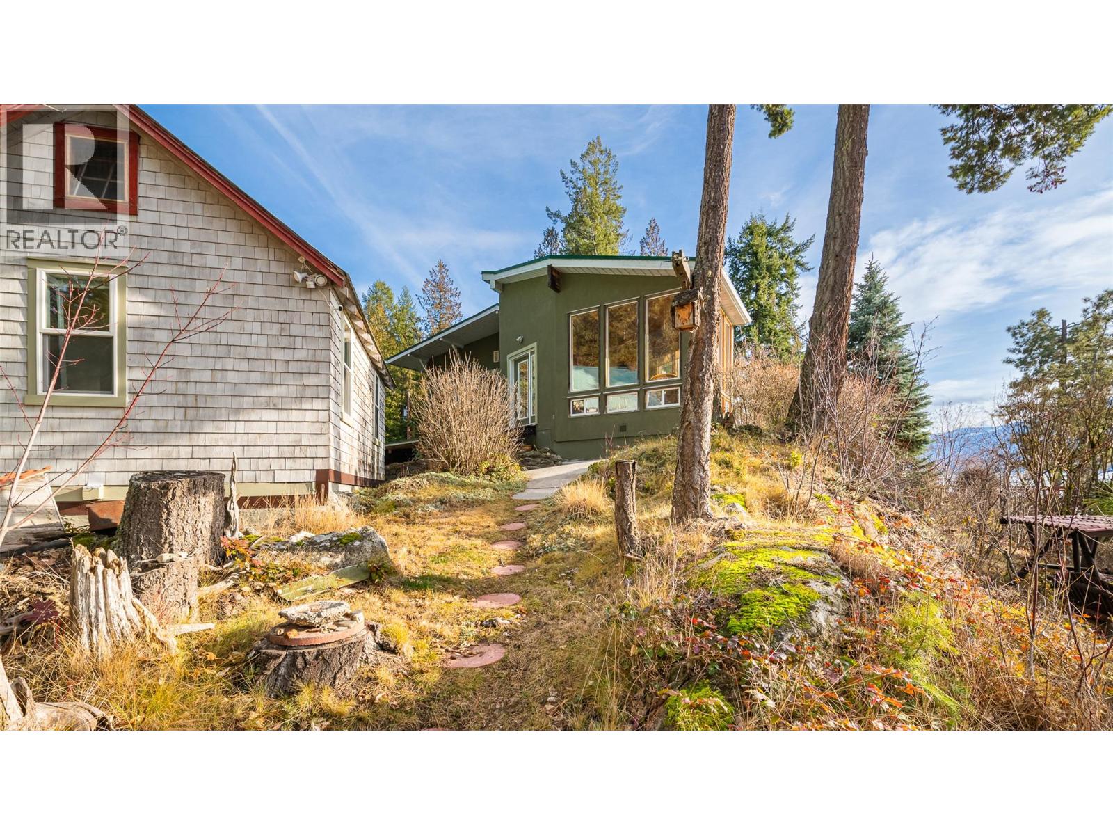 10333 3A Highway, Kuskanook