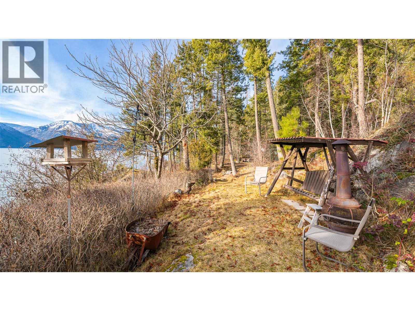 10333 3A Highway, Kuskanook