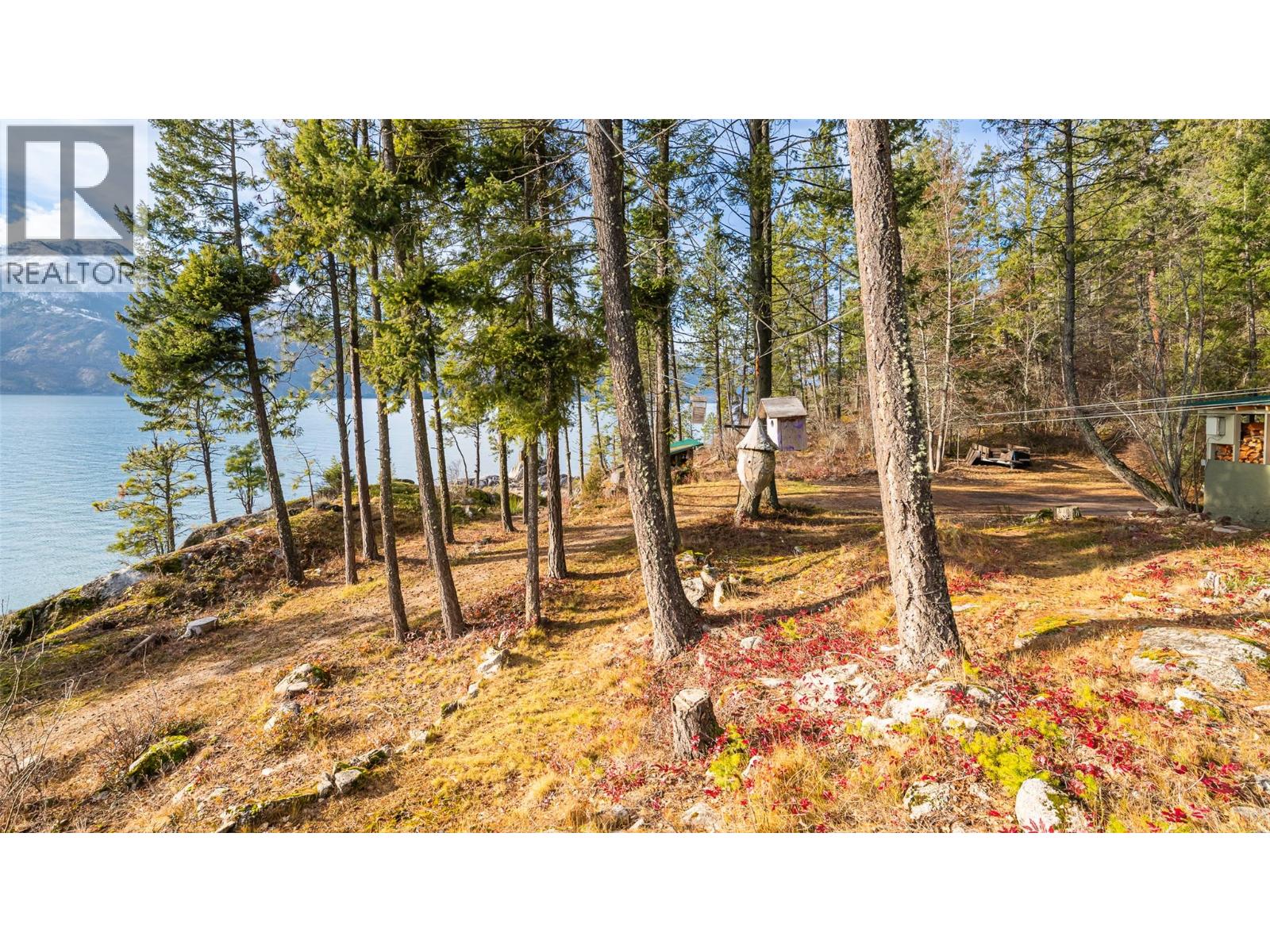 10333 3A Highway, Kuskanook