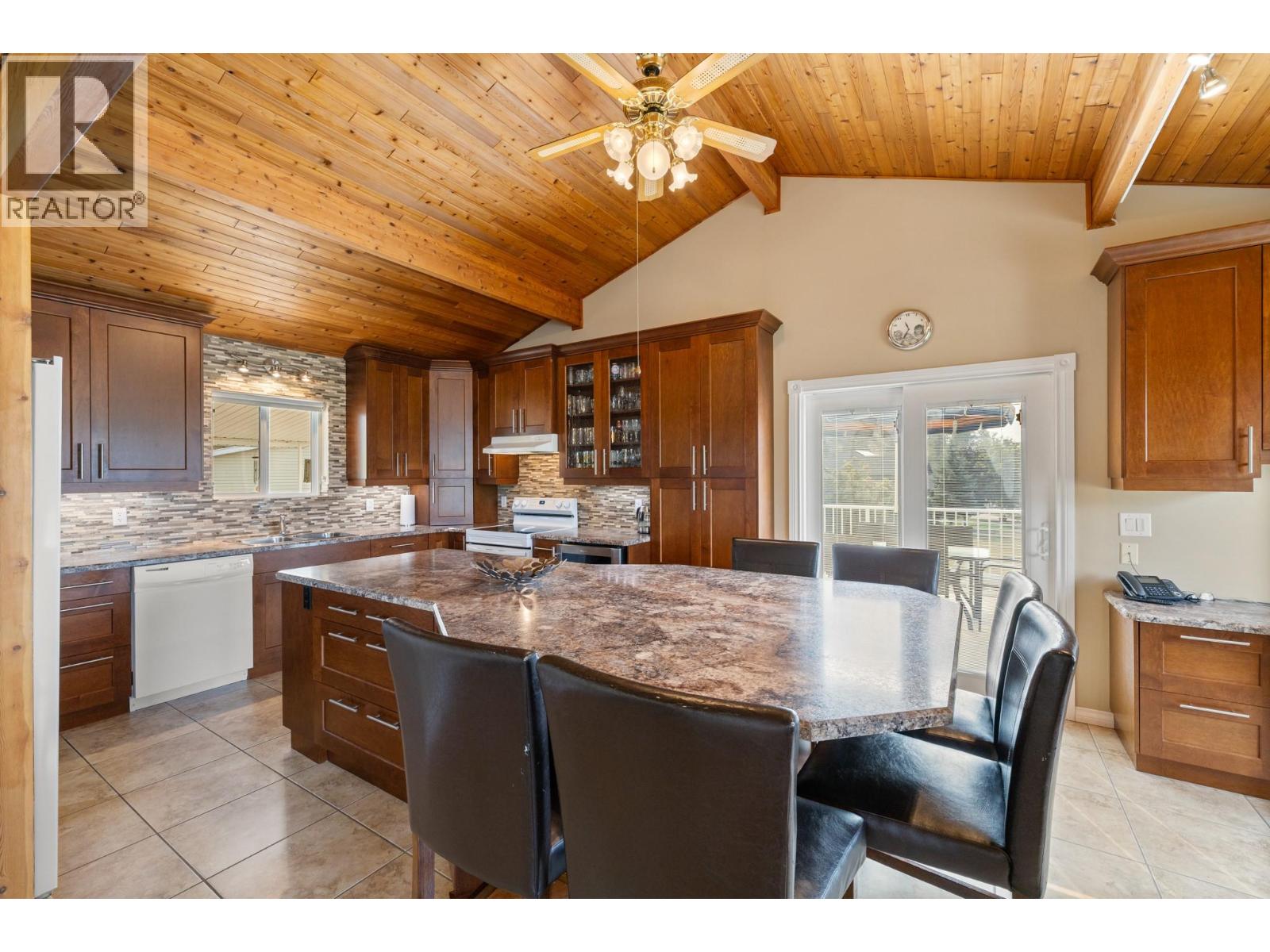  535 Curtis Road, Kelowna