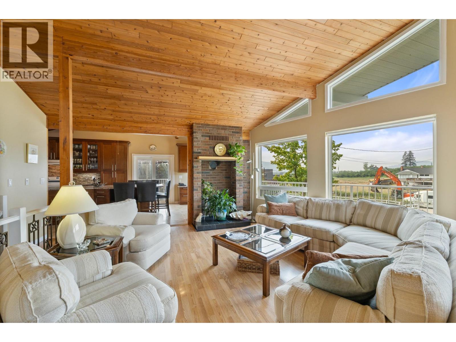  535 Curtis Road, Kelowna