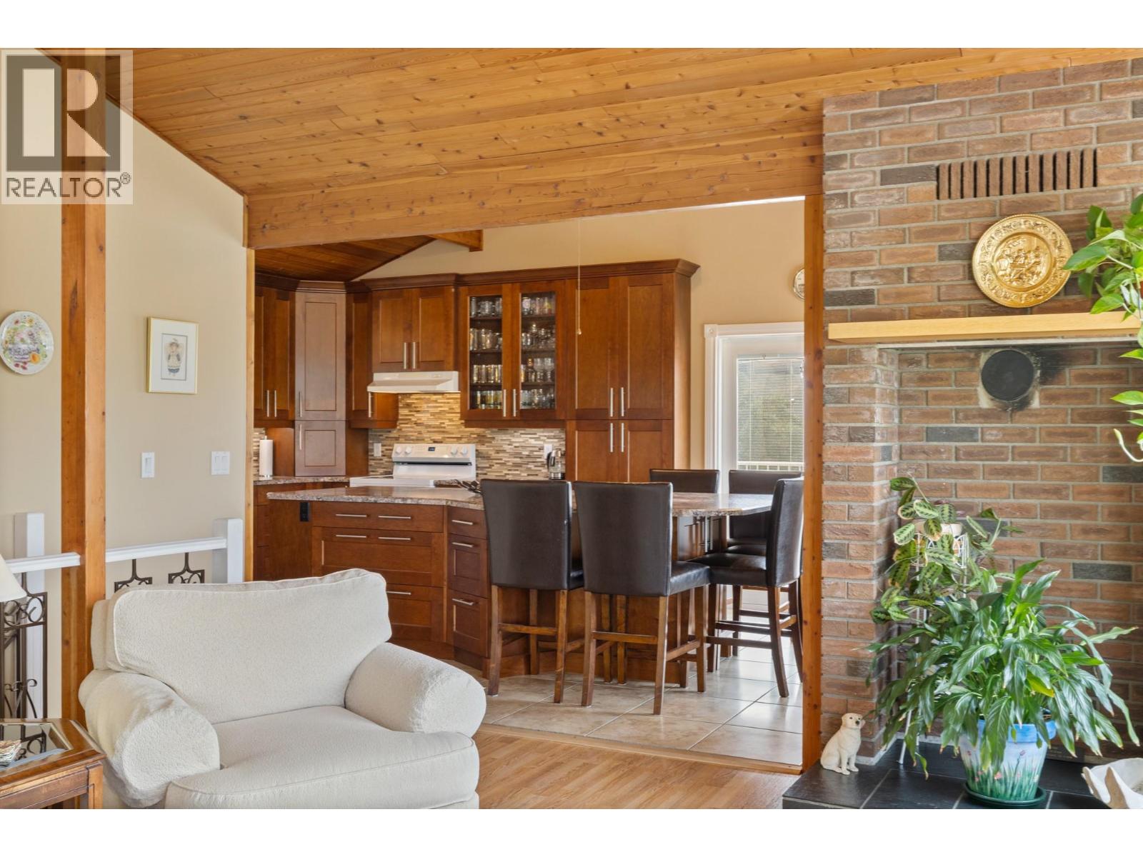  535 Curtis Road, Kelowna