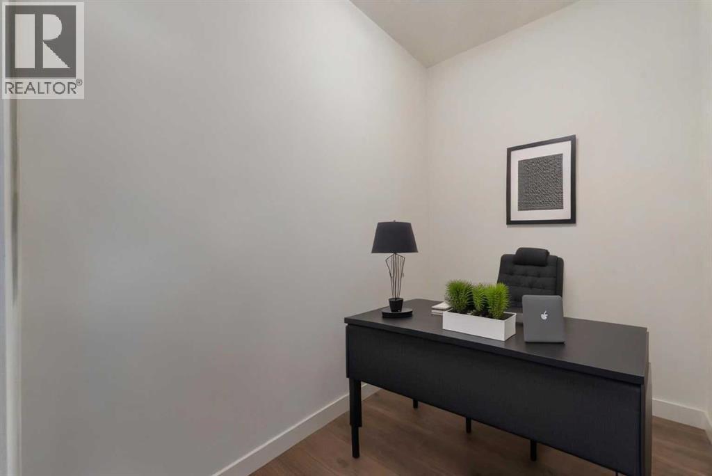 Single Family House for Sale in  Lucas Avenue NW Livingston Calgary 