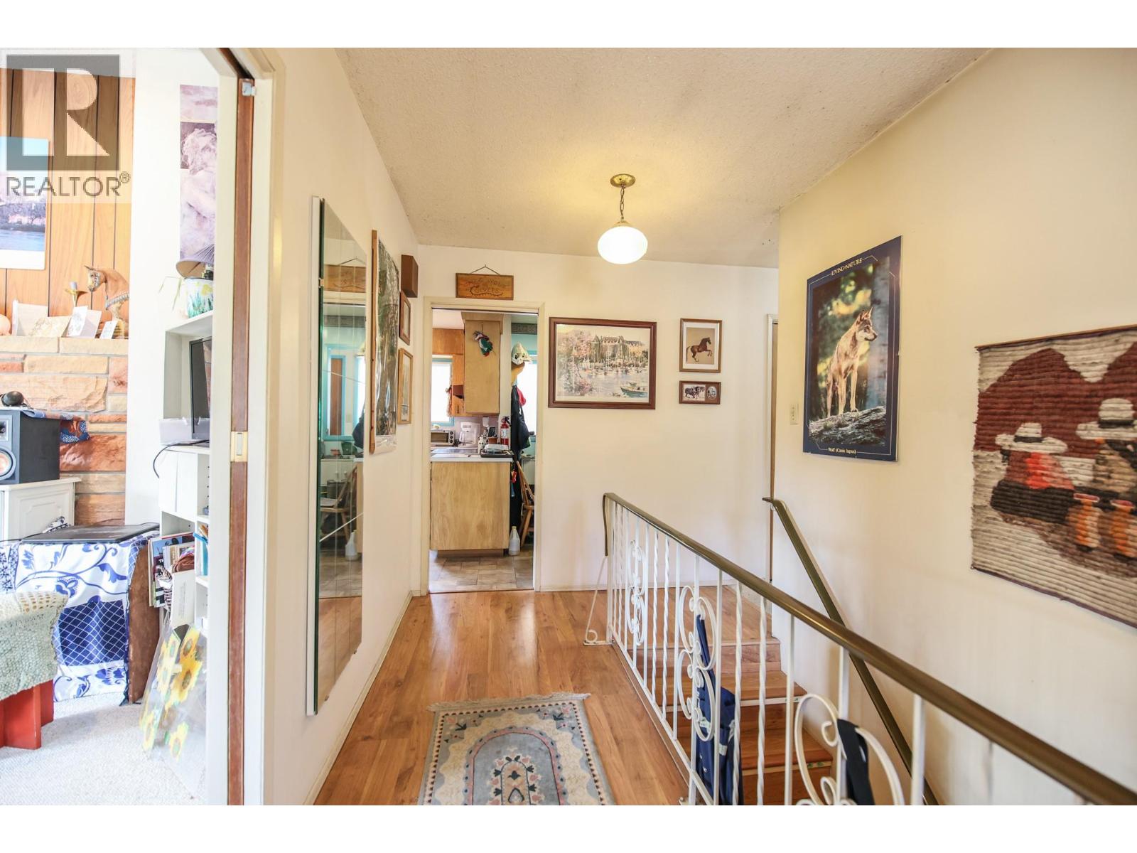 698 Green Lake Road, Oliver