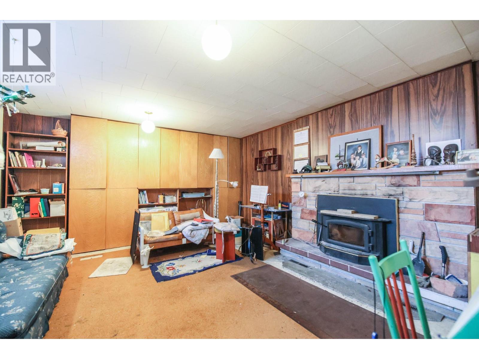 698 Green Lake Road, Oliver