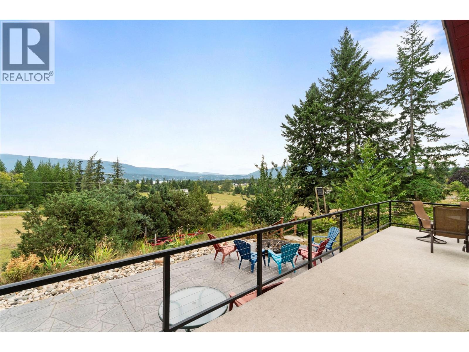 6551 40 Street NW, Salmon Arm