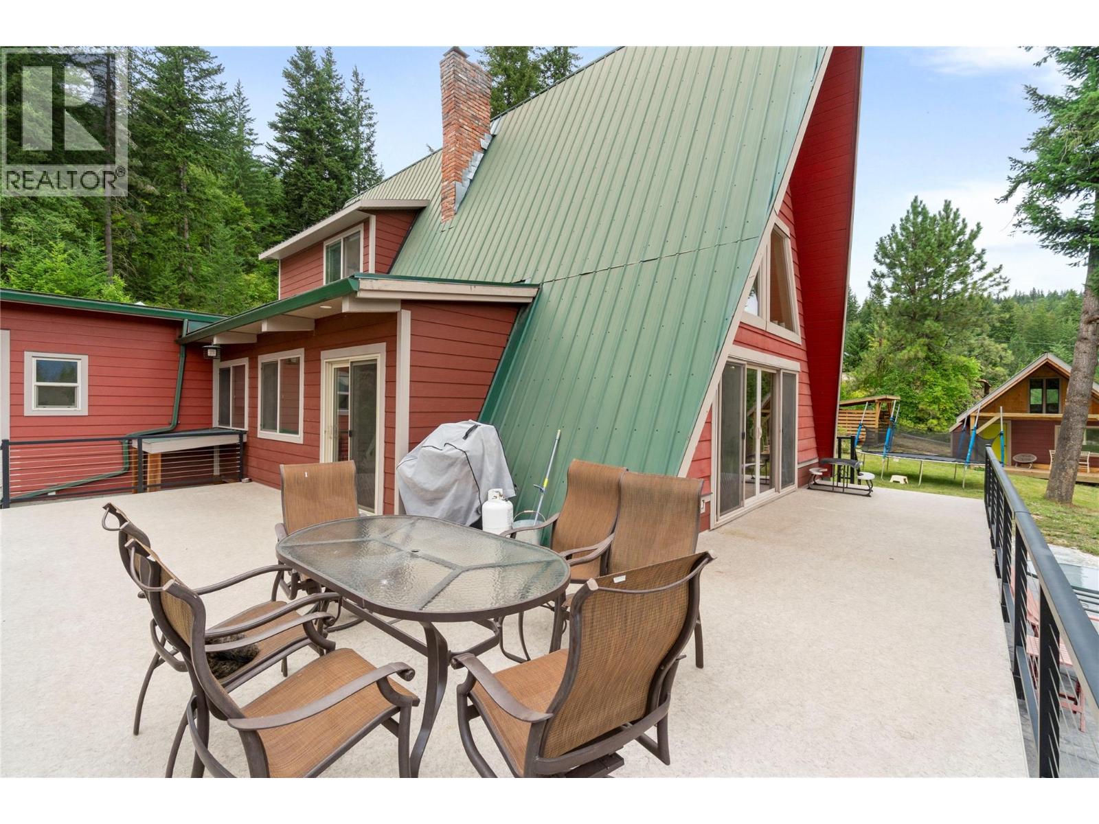 6551 40 Street NW, Salmon Arm