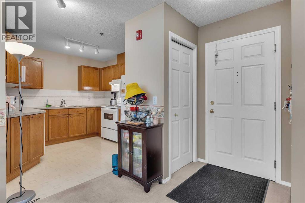 Single Family House for Sale in   Harvest Gold Manor NE Harvest Hills Calgary 