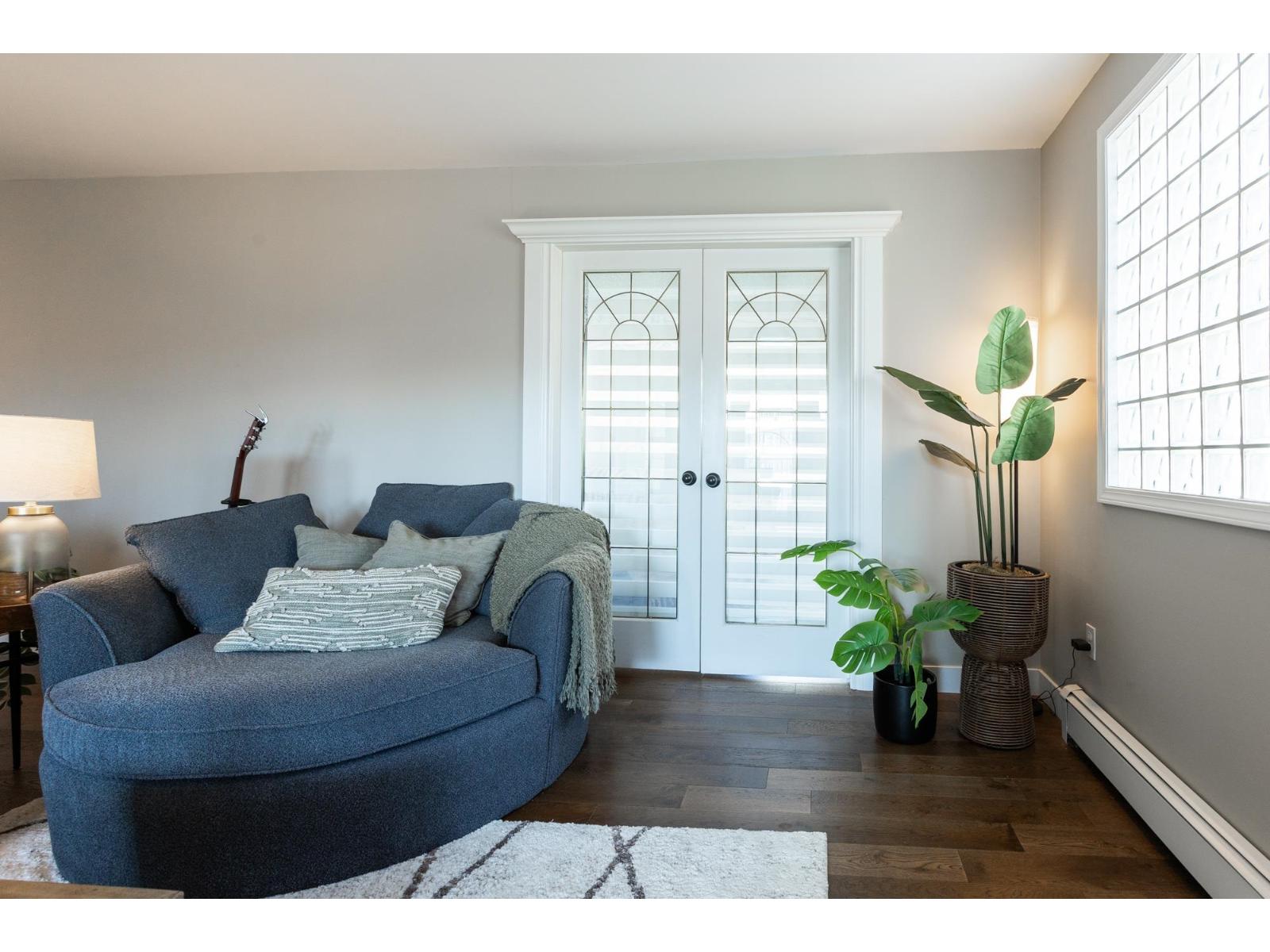 307 15367 BUENA VISTA AVENUE, White Rock