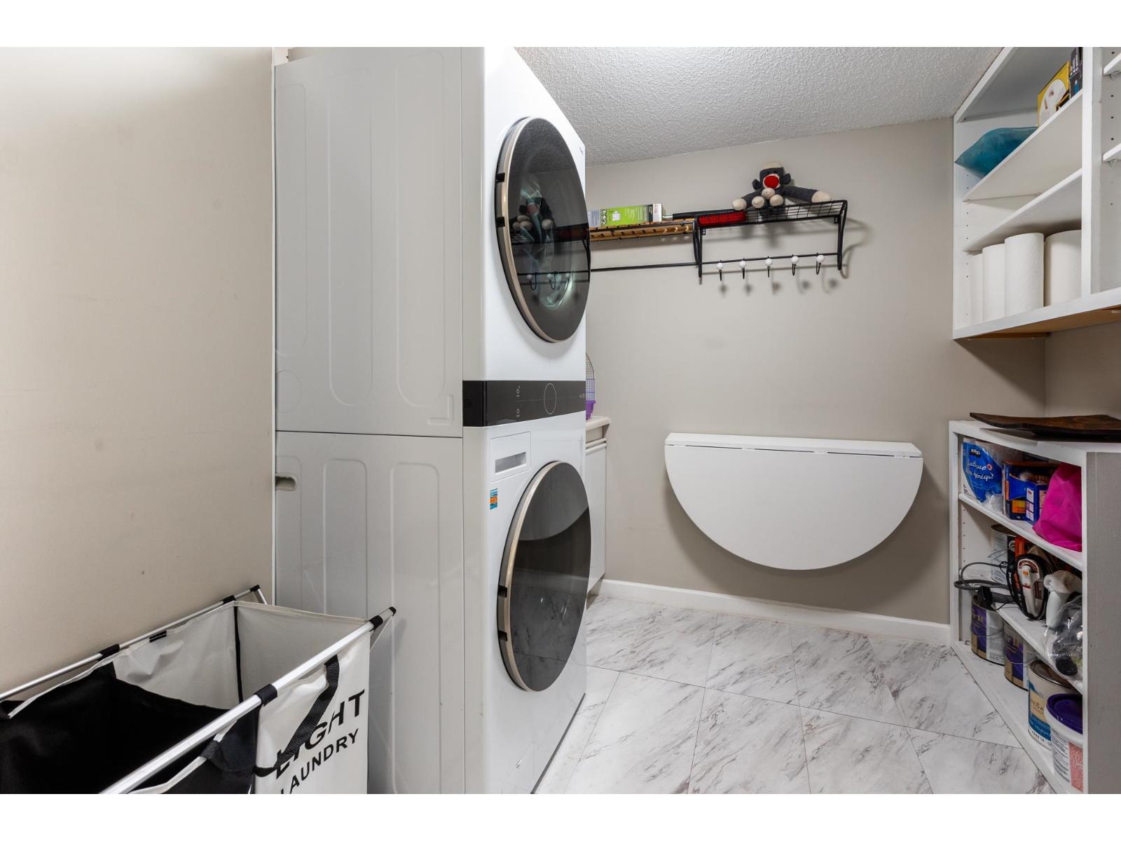 307 15367 BUENA VISTA AVENUE, White Rock