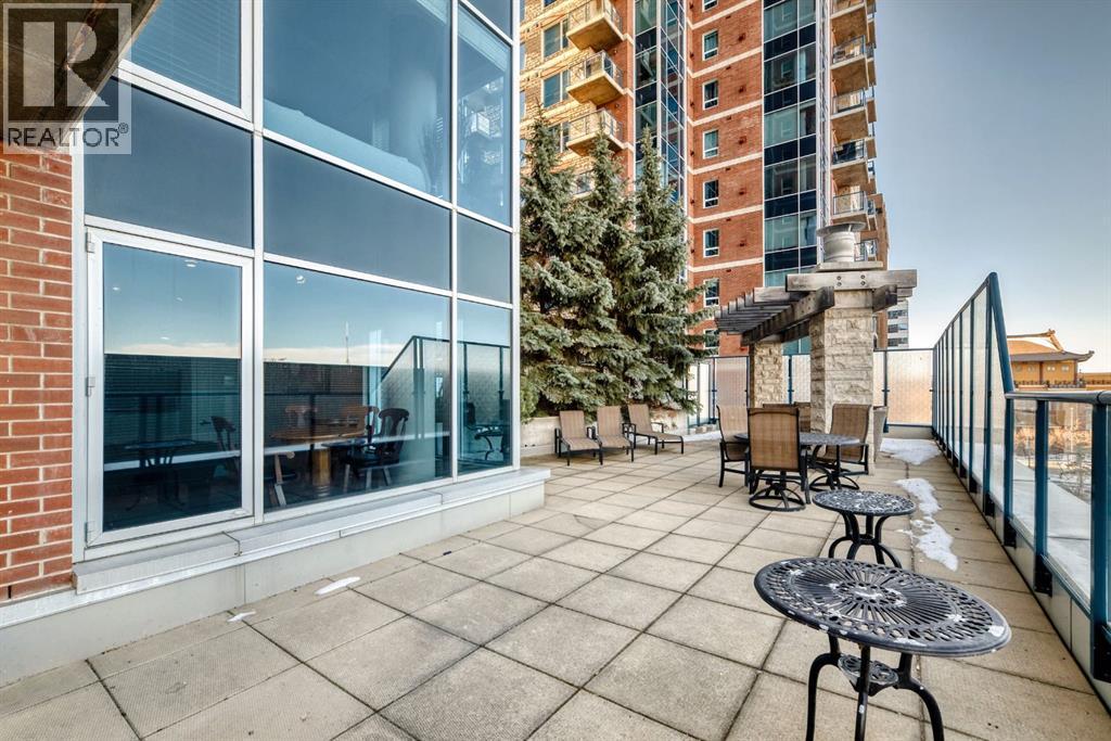 Single Family House for Sale in    Avenue SW Downtown Commercial Core Calgary 