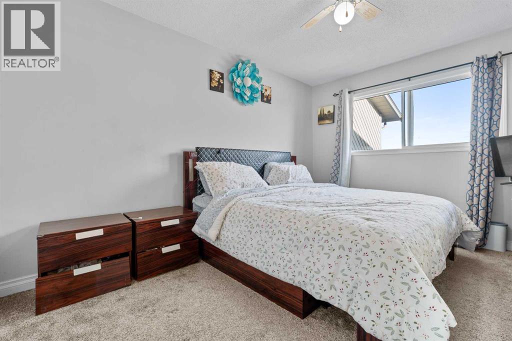 Single Family House for Sale in   Templewood Drive NE Temple Calgary 