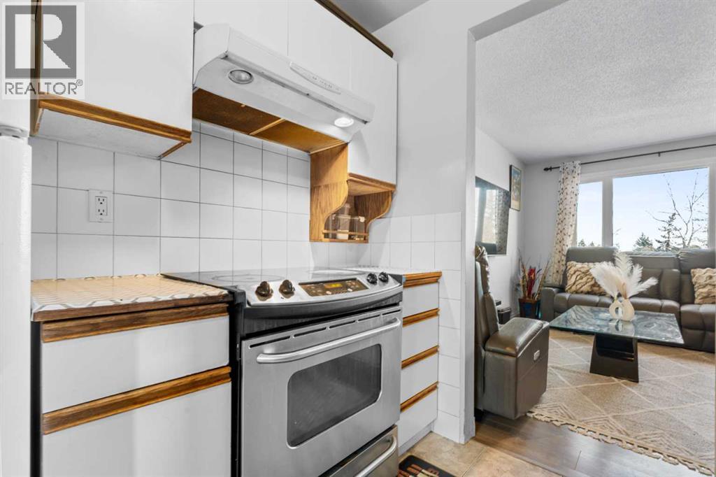 Single Family House for Sale in   Templewood Drive NE Temple Calgary 