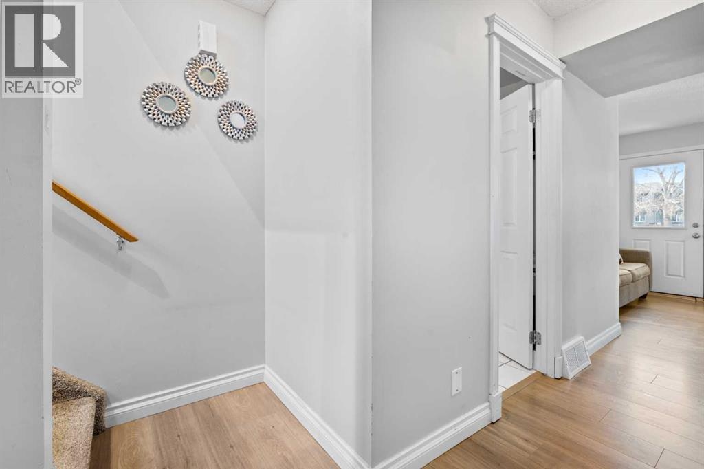 Single Family House for Sale in   Templewood Drive NE Temple Calgary 