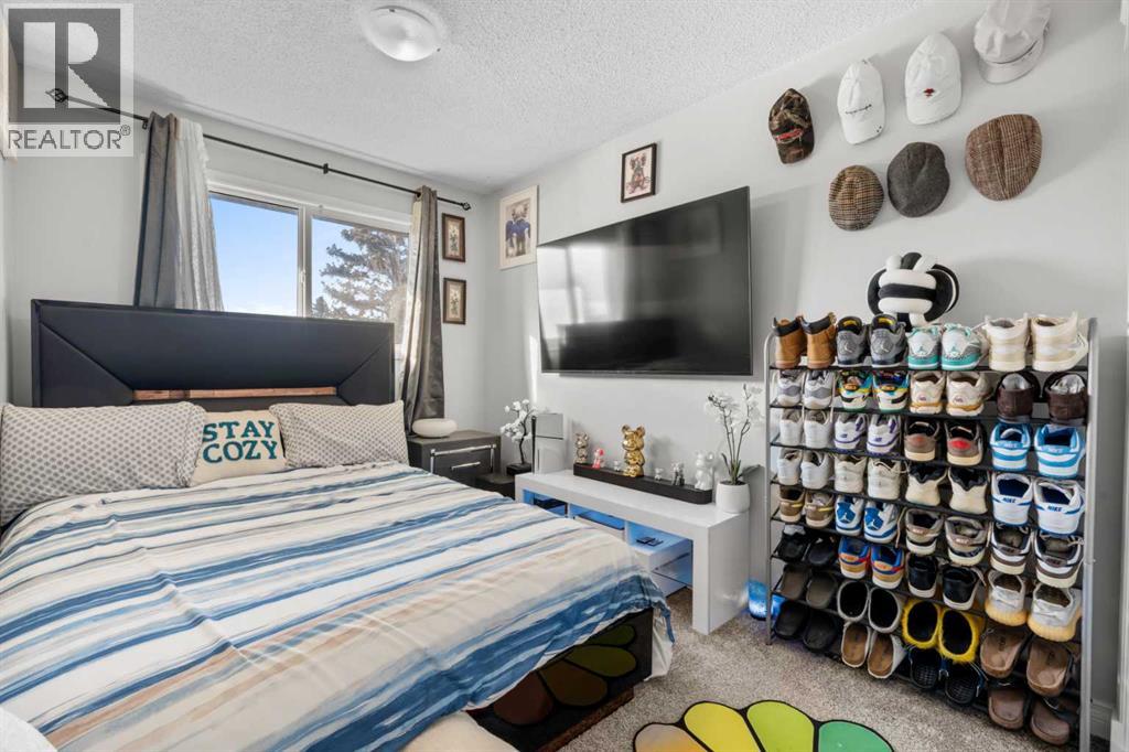 Single Family House for Sale in   Templewood Drive NE Temple Calgary 