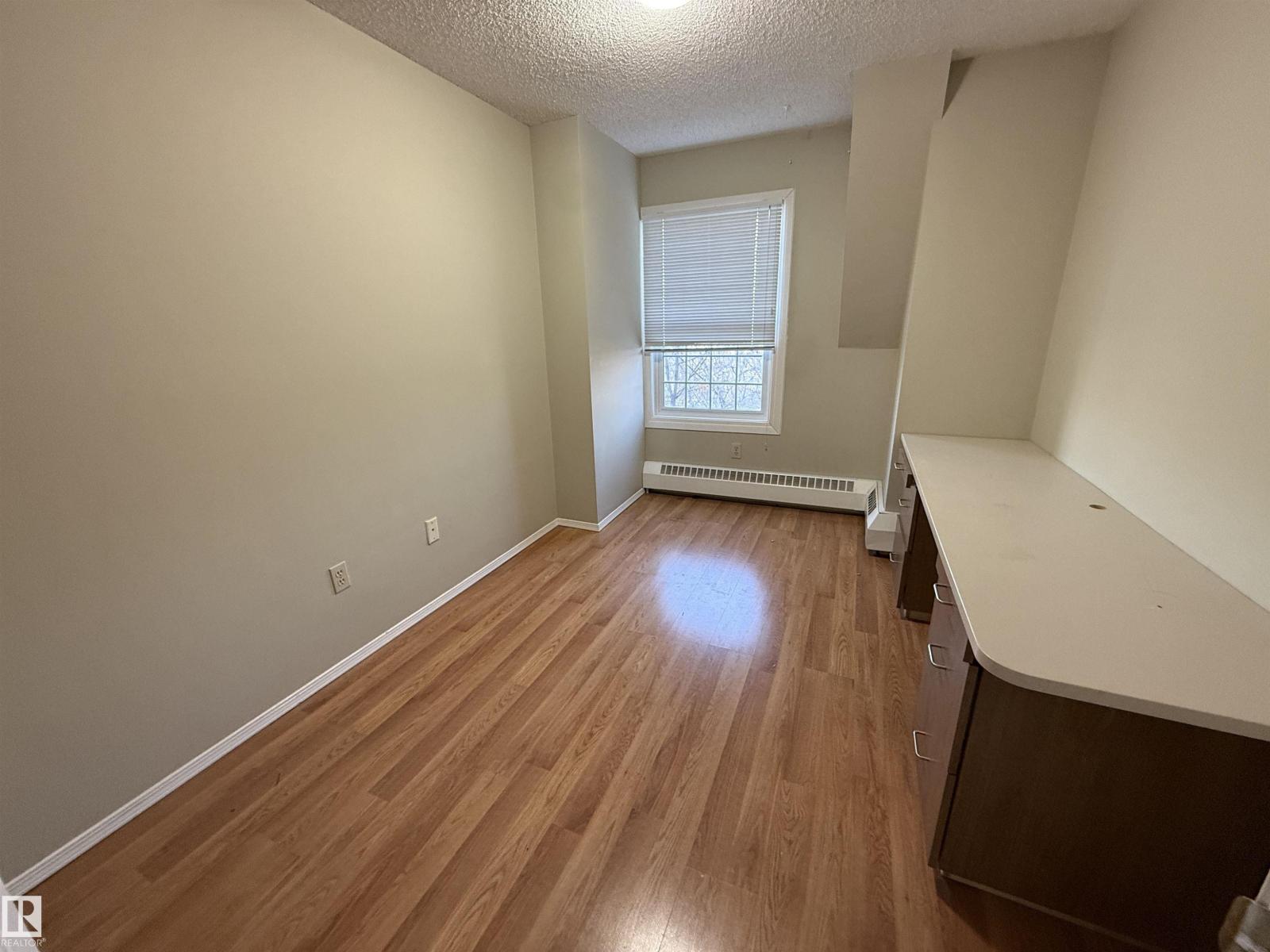 #610 3 Perron ST - Photo 5 of 11, St. Albert, Alberta