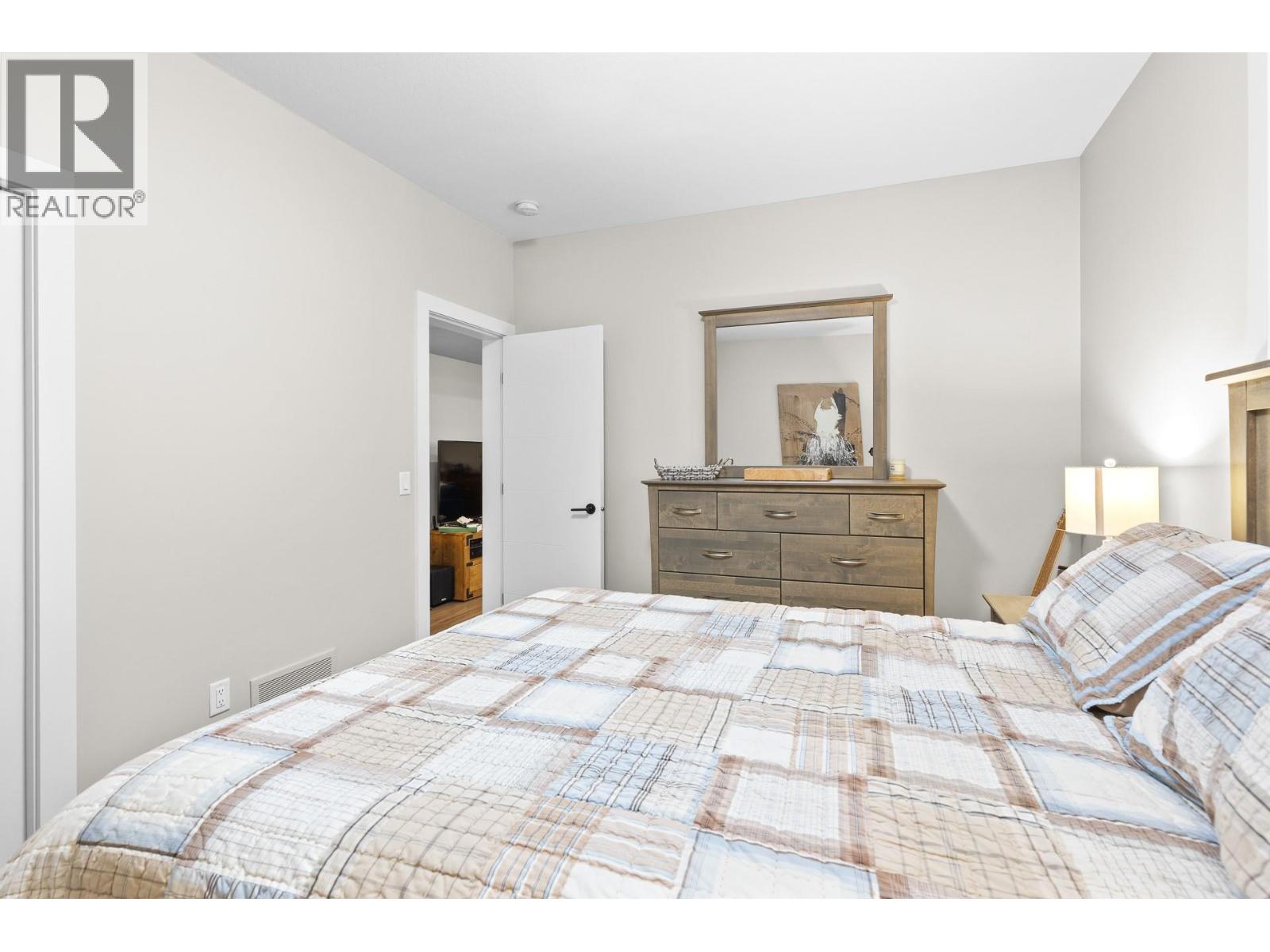  2451 Ironridge Road, West Kelowna