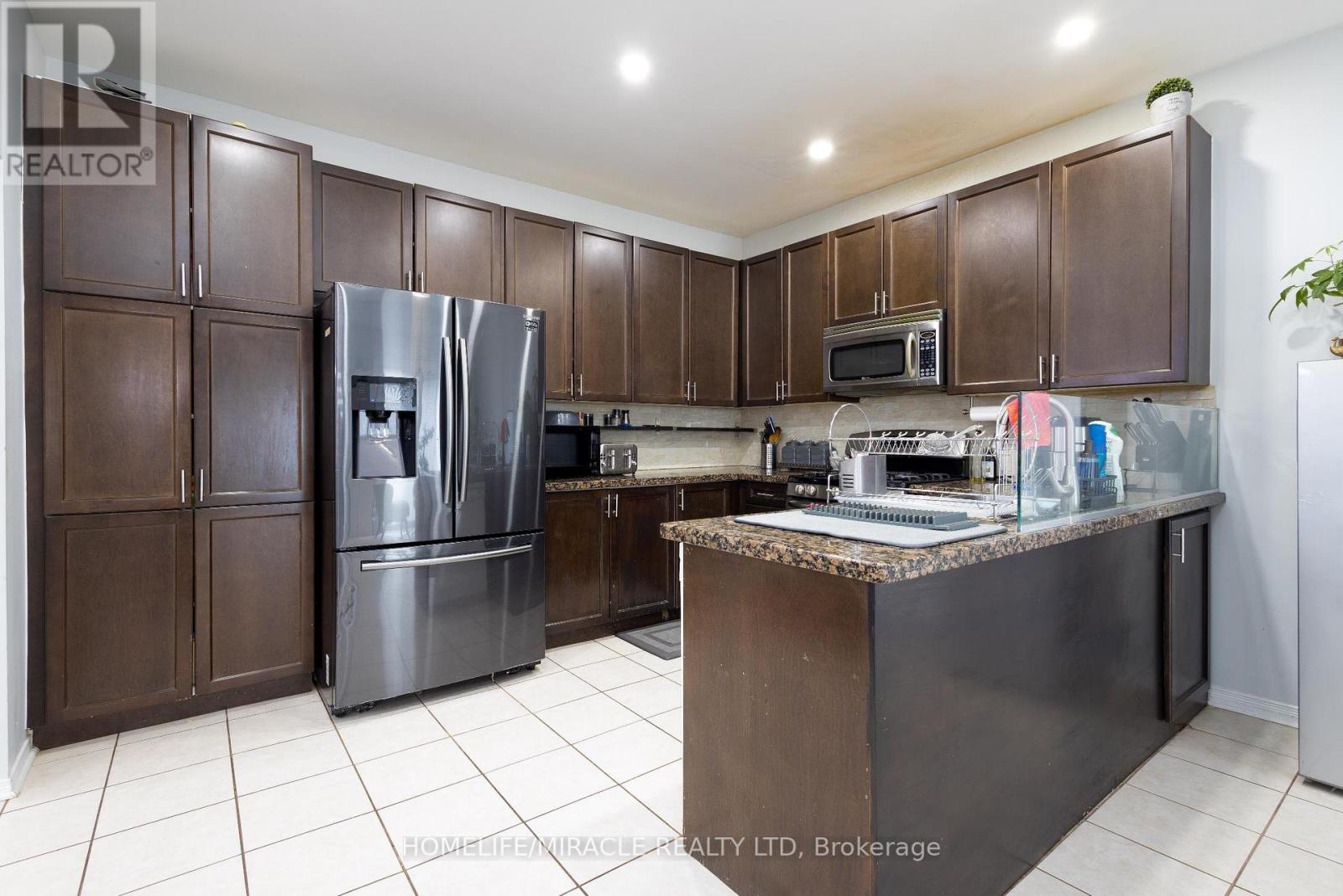 12 HOMEVIEW ROAD - 13