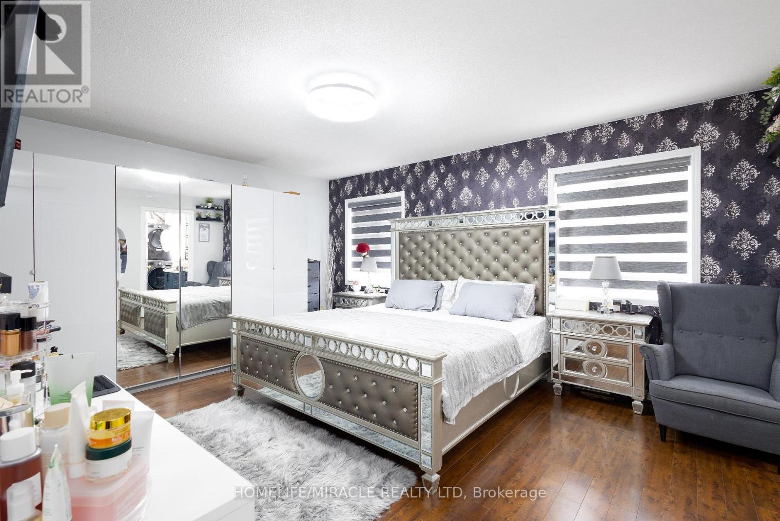 12 HOMEVIEW ROAD - 21