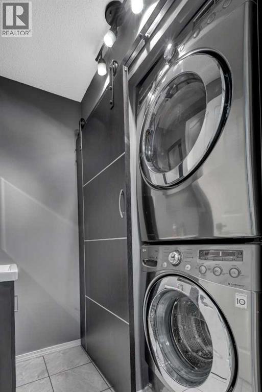 Single Family House Bungalow for Sale in  Douglas Woods Park SE Douglasdale/Glen Calgary 