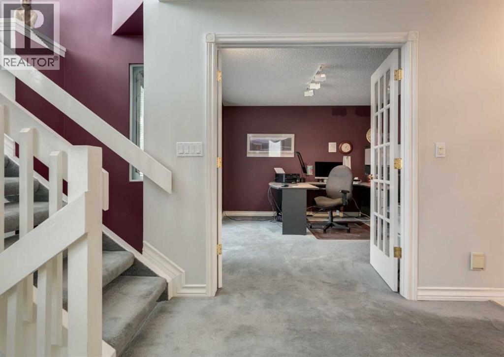 Single Family House for Sale in  Hawksbrow Drive NW Hawkwood Calgary 