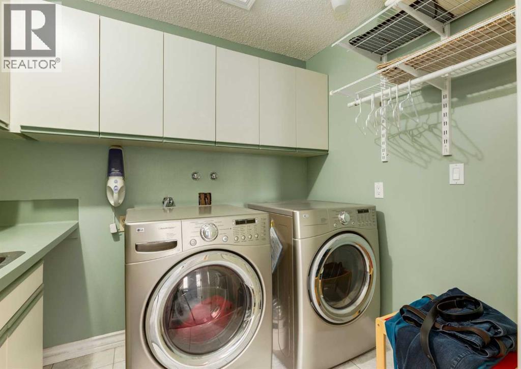 Single Family House for Sale in  Hawksbrow Drive NW Hawkwood Calgary 