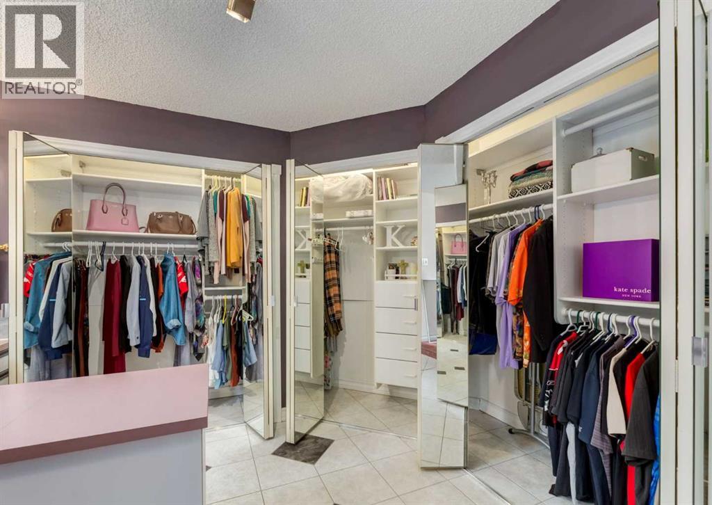 Single Family House for Sale in  Hawksbrow Drive NW Hawkwood Calgary 