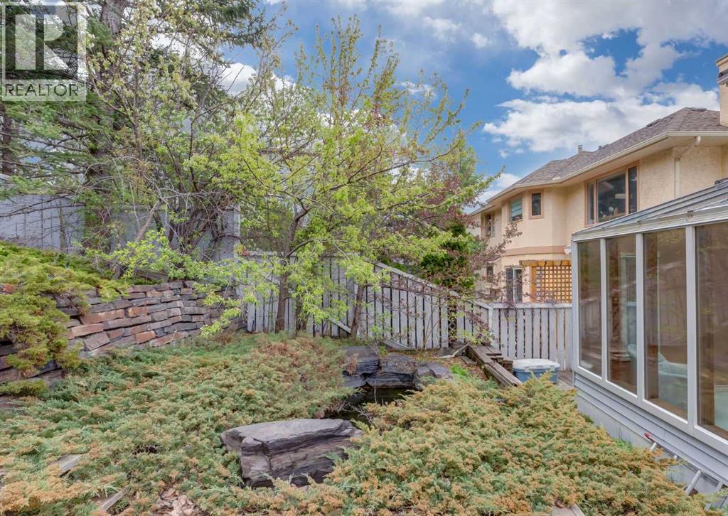 Single Family House for Sale in  Hawksbrow Drive NW Hawkwood Calgary 