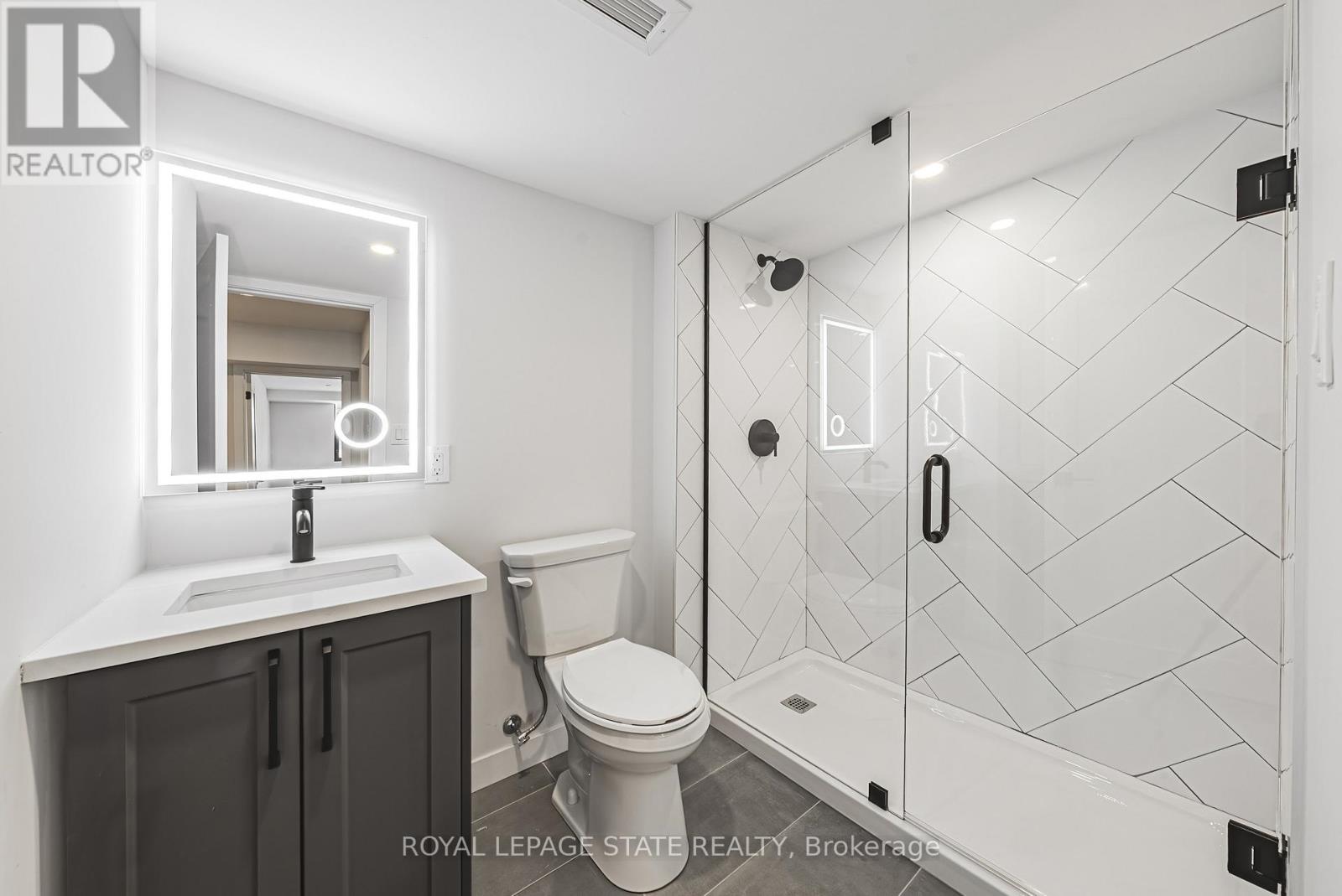 Single Family House for Sale in    SANATORIUM ROAD Hamilton (Mountview) 