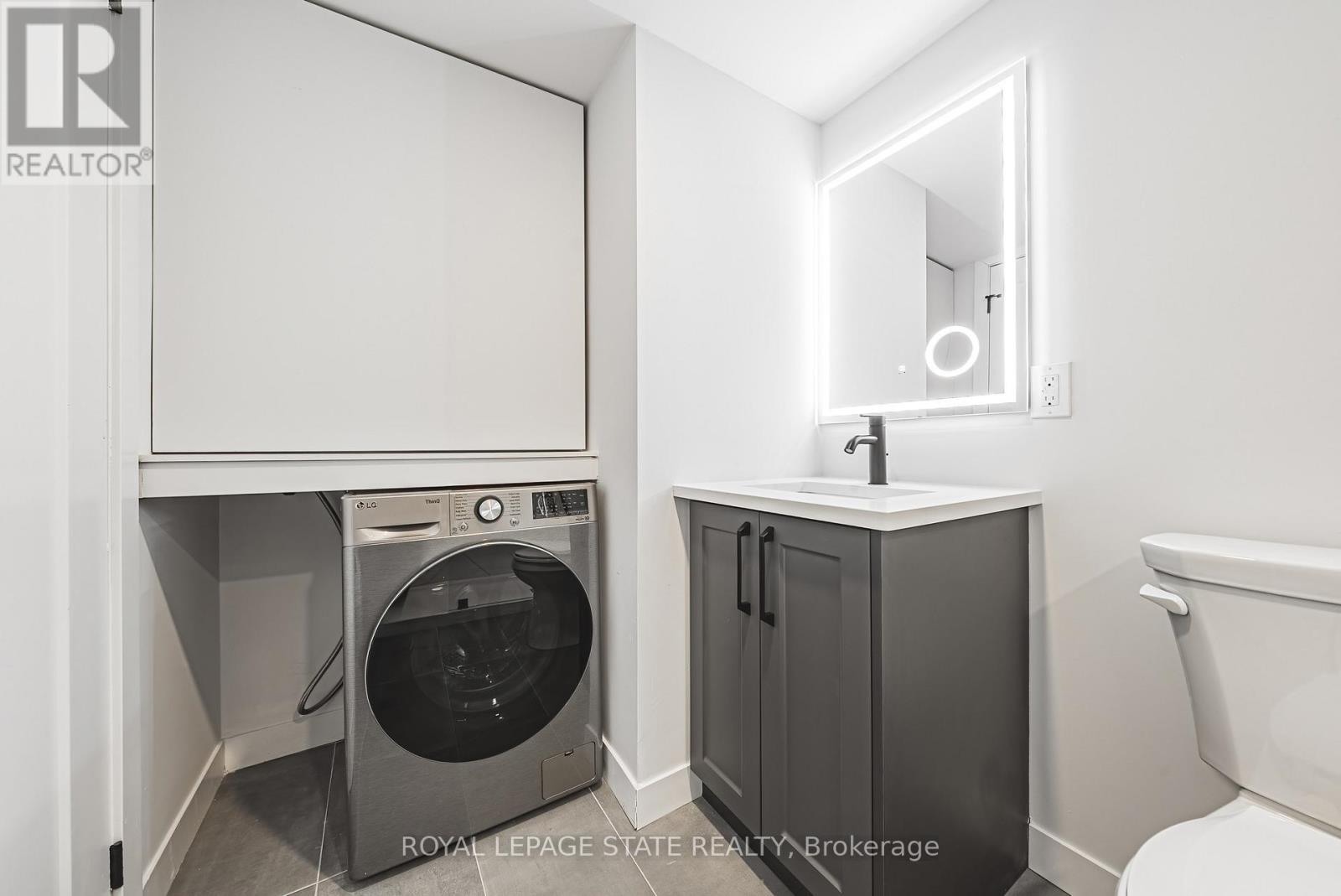 Single Family House for Sale in    SANATORIUM ROAD Hamilton (Mountview) 