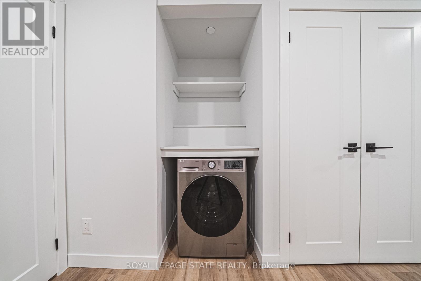 Single Family House for Sale in    SANATORIUM ROAD Hamilton (Mountview) 