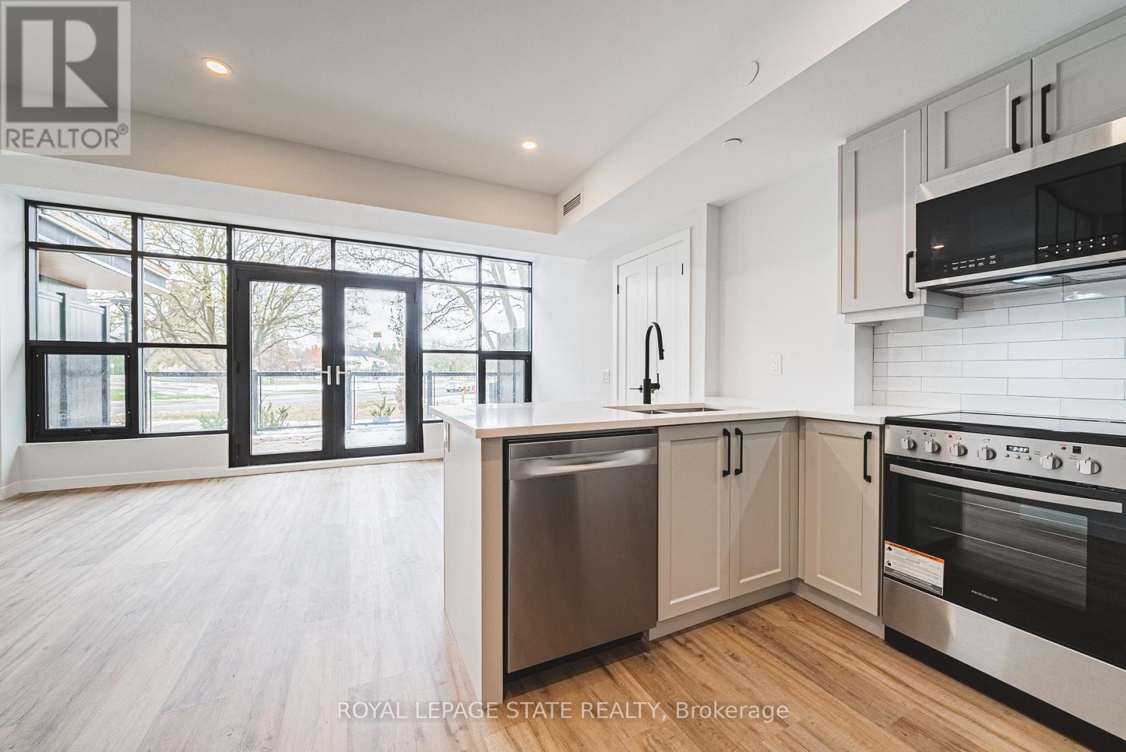 Single Family House for Sale in    SANATORIUM ROAD Hamilton (Mountview) 