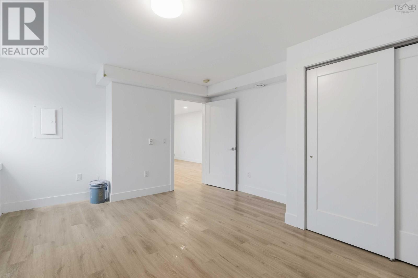 Property 36 of 46 of 4 Berm Street