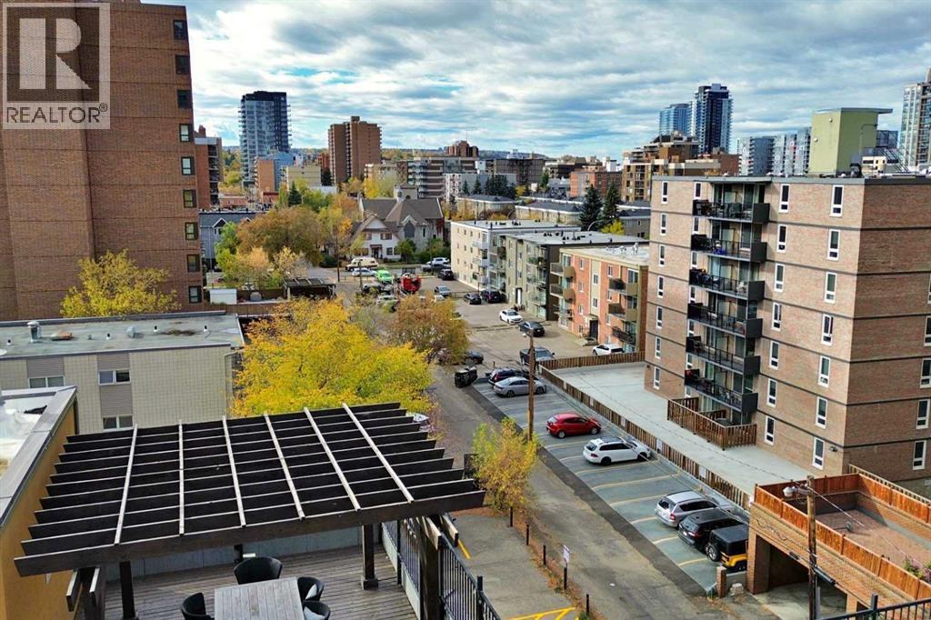 Single Family House for Sale in    Avenue SW Beltline Calgary 