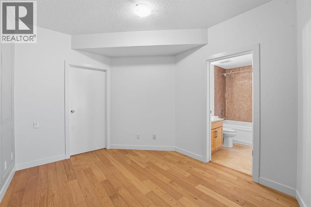 Single Family House for Sale in    Avenue SW Beltline Calgary 