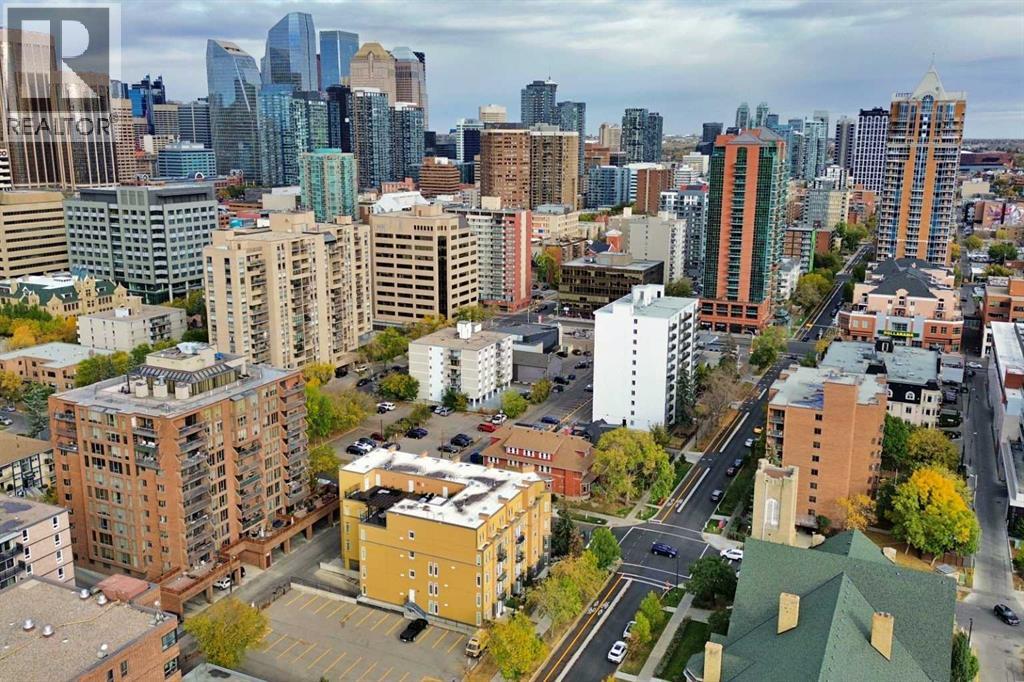 Single Family House for Sale in    Avenue SW Beltline Calgary 