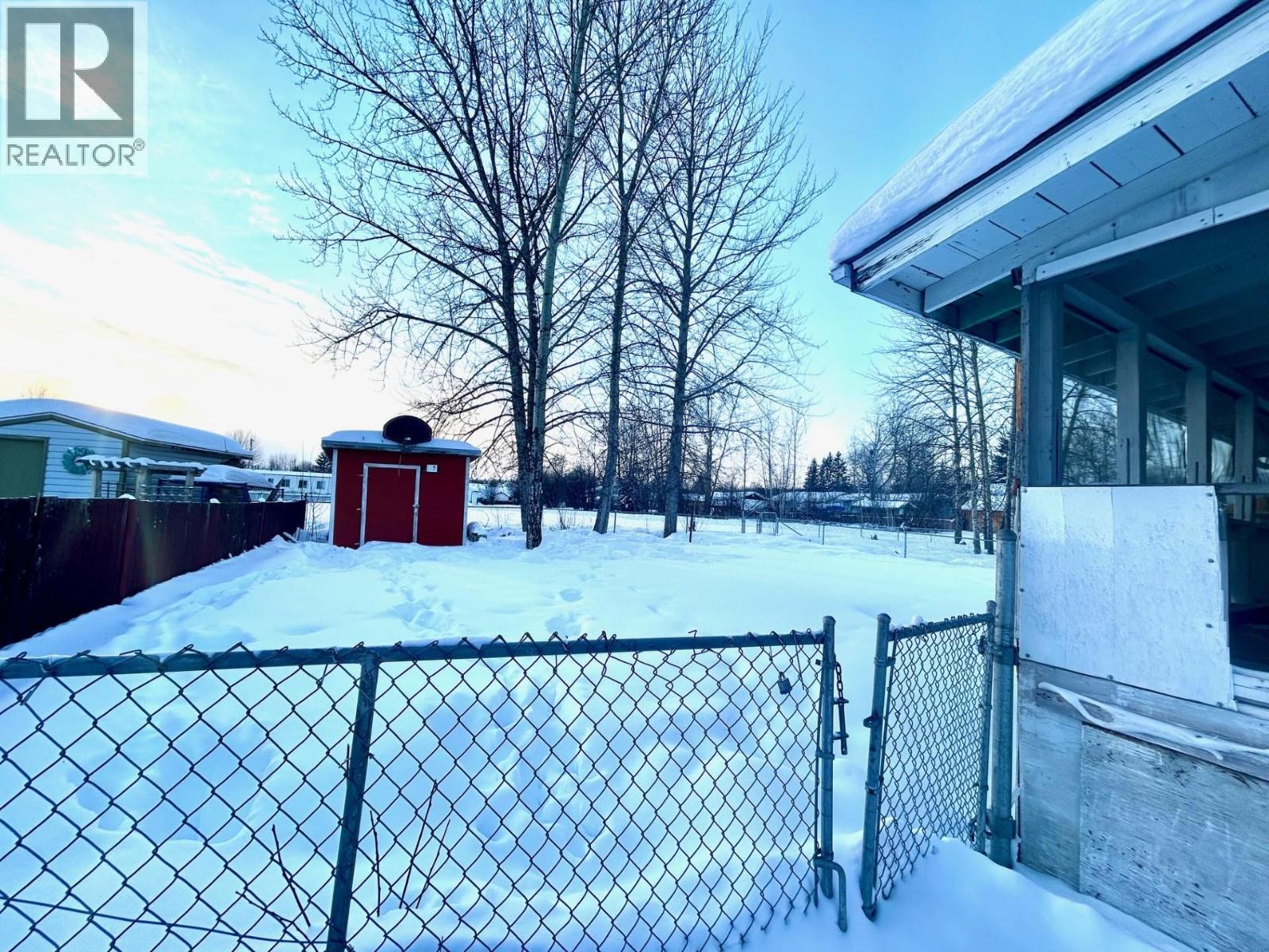 5235 COTTONWOOD ROAD, Fort Nelson