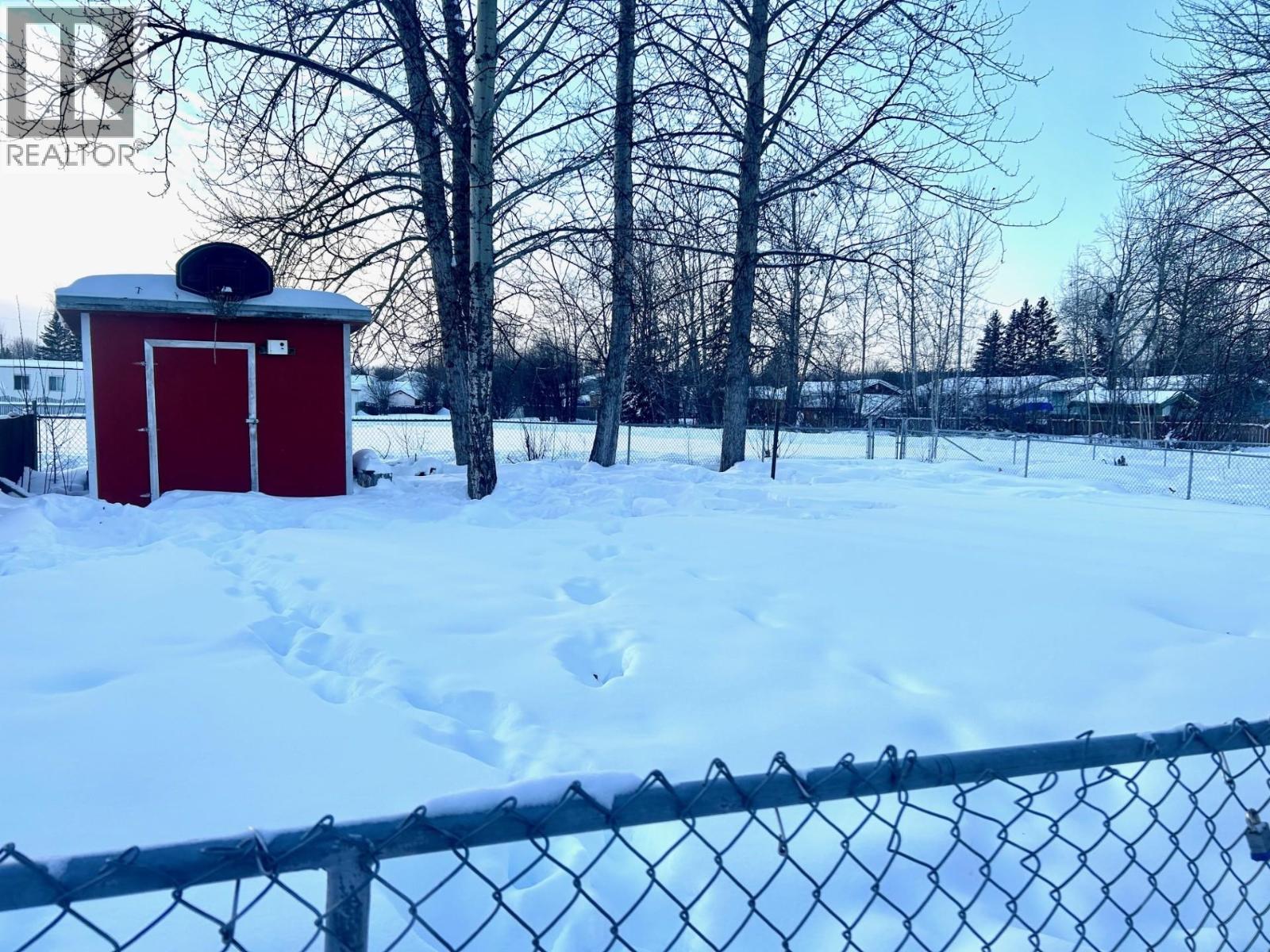 5235 COTTONWOOD ROAD, Fort Nelson