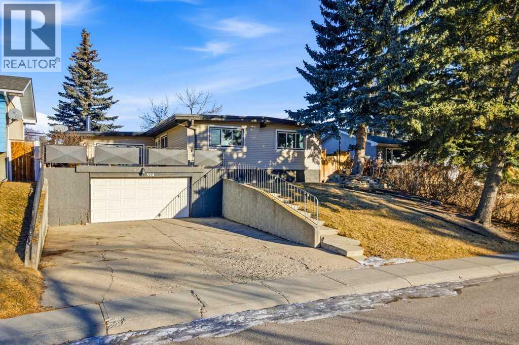524 Hunterplain Hill NW, Calgary, Alberta