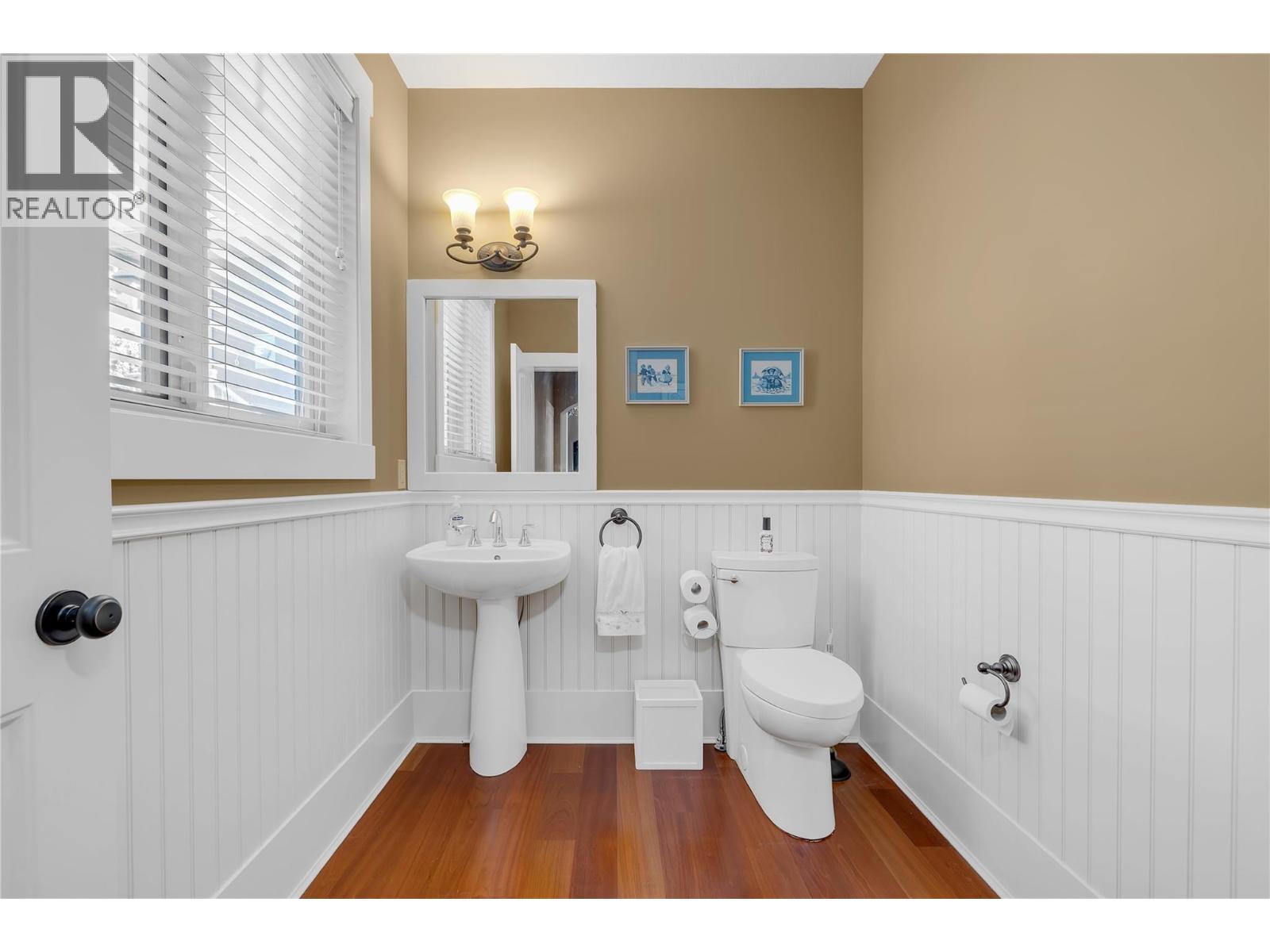 1487 Pinot Gris Drive, West Kelowna