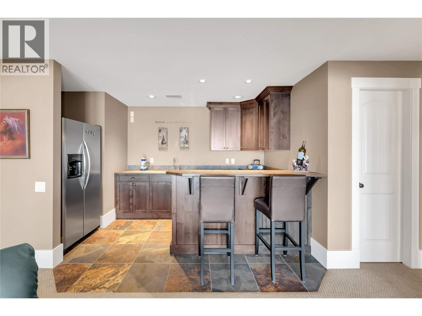 1487 Pinot Gris Drive, West Kelowna