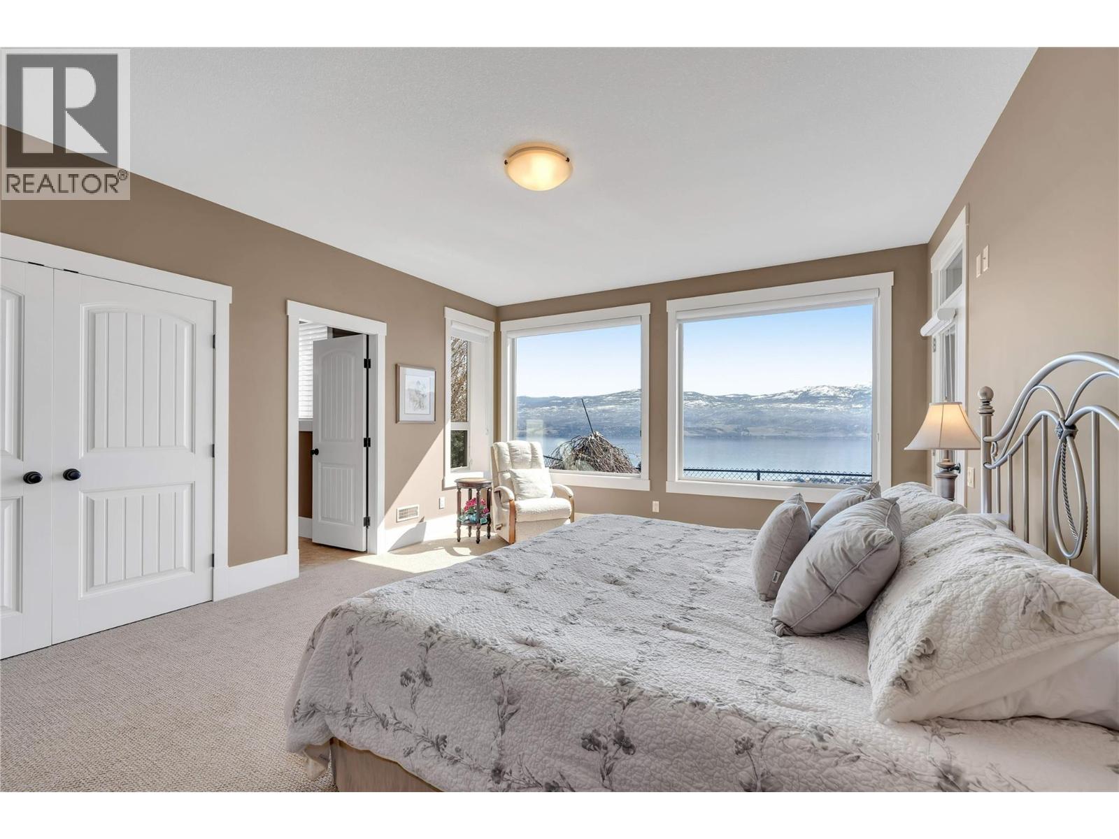 1487 Pinot Gris Drive, West Kelowna