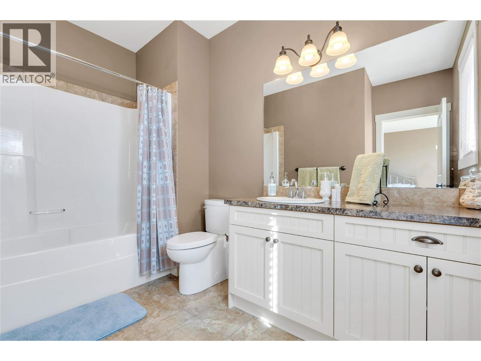 1487 Pinot Gris Drive, West Kelowna