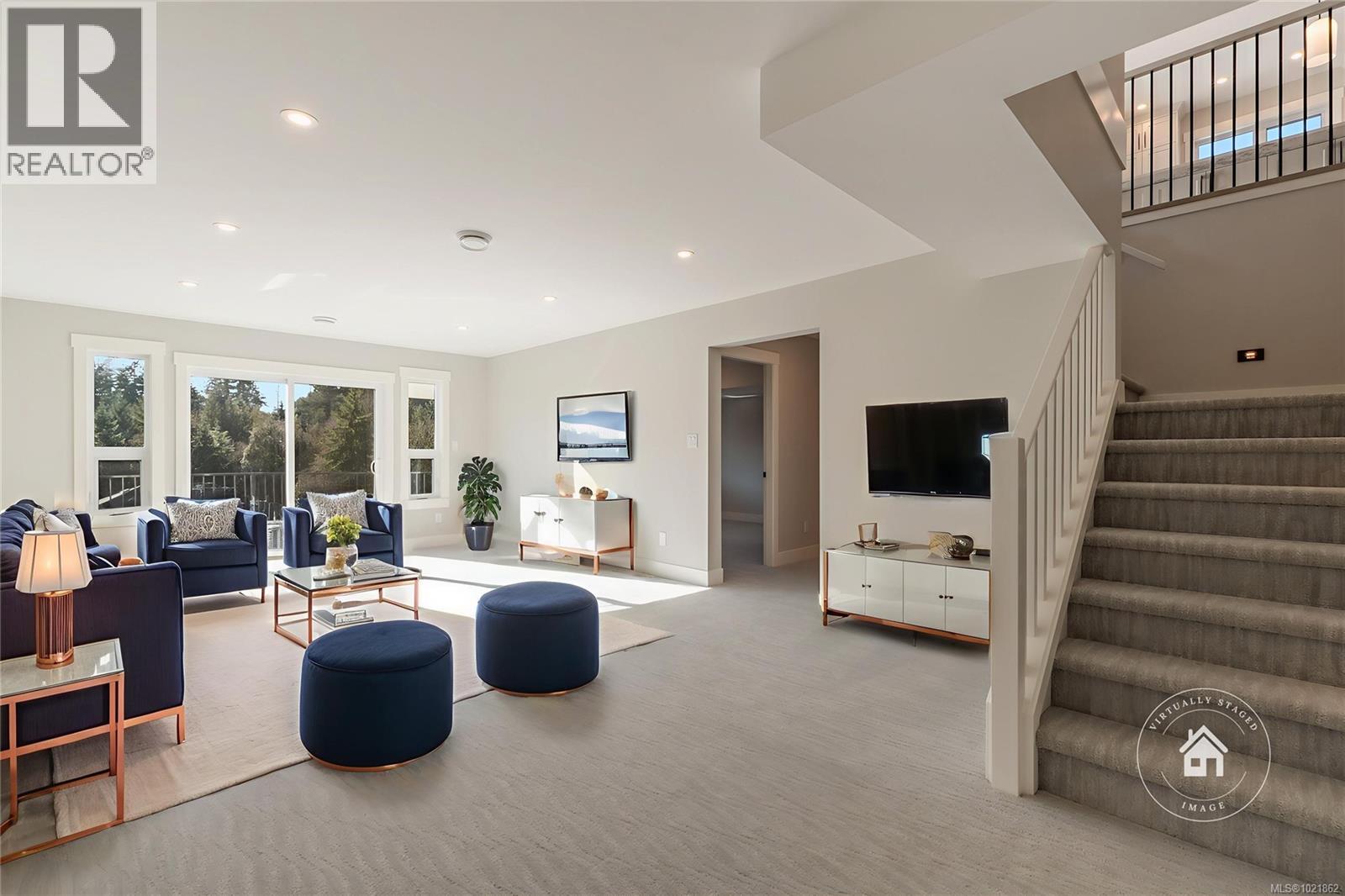 #37 626 Farrell Rd - 77
