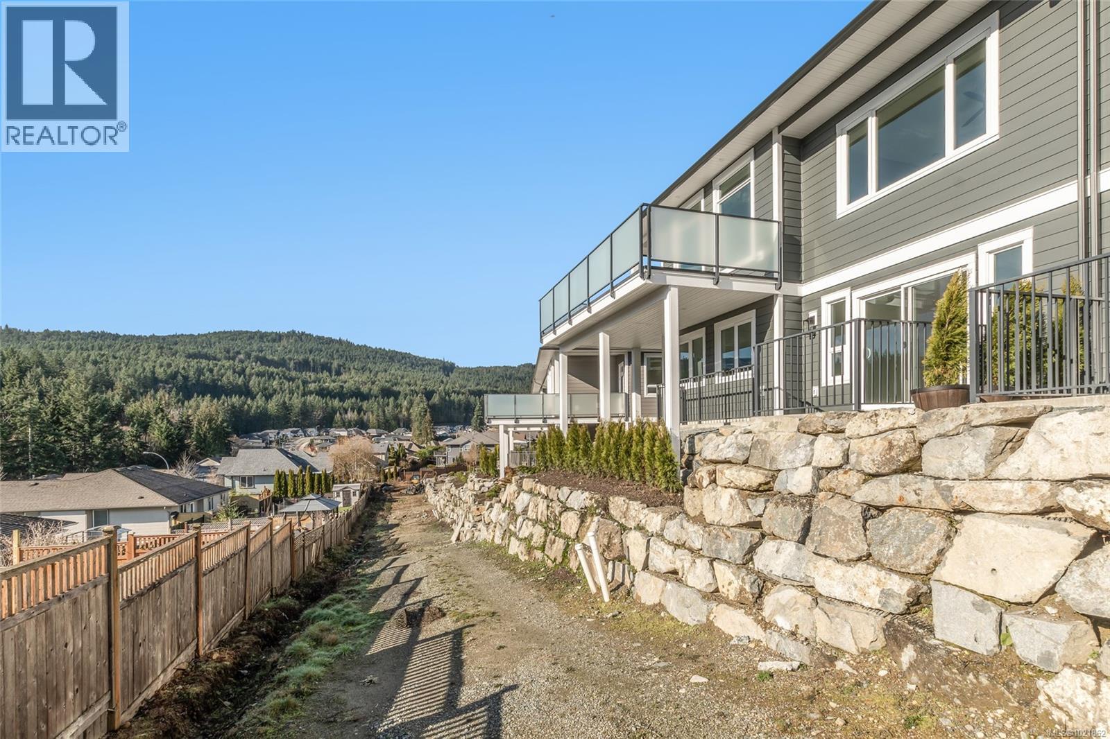 #37 626 Farrell Rd - 64