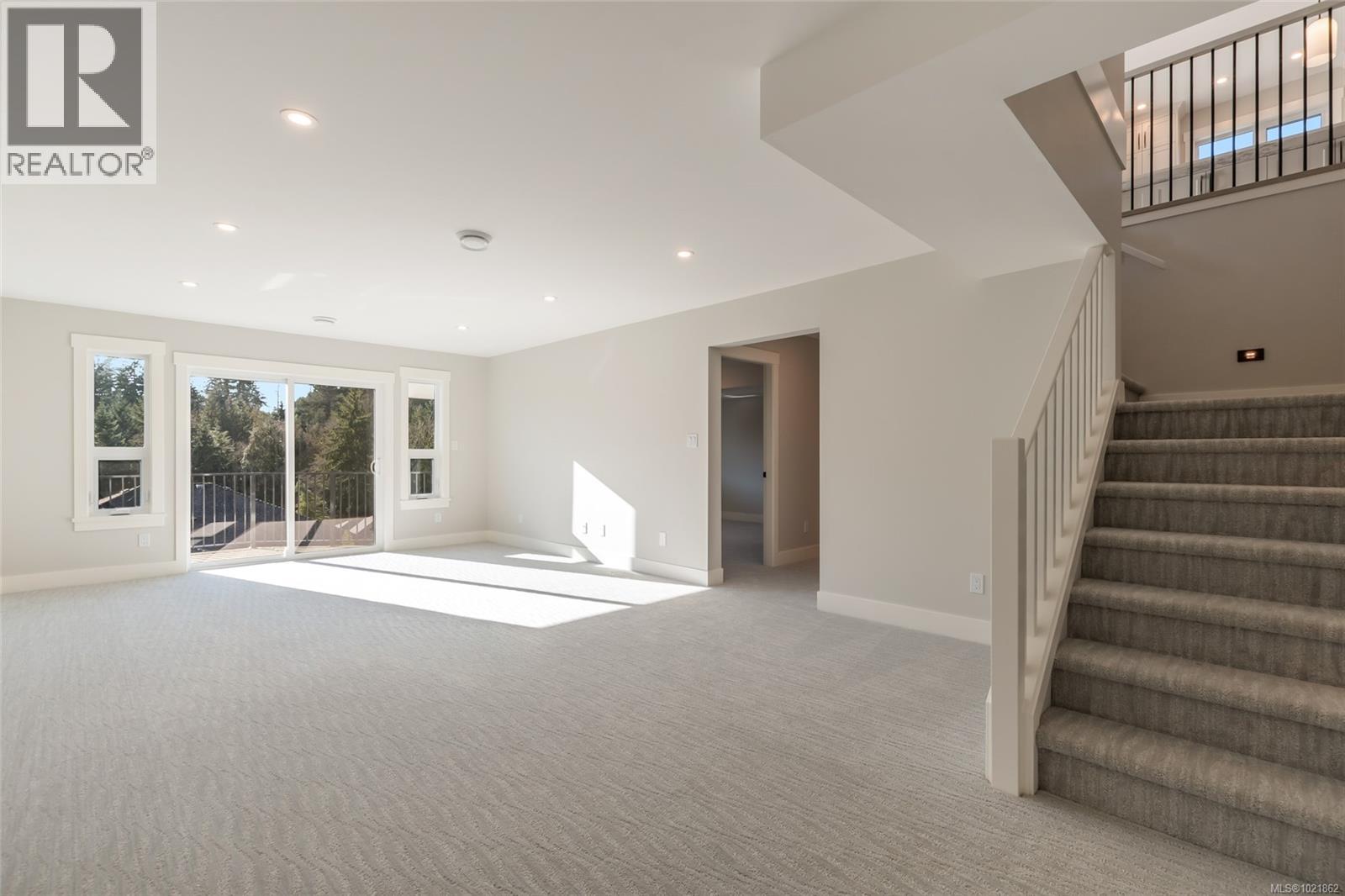 #37 626 Farrell Rd - 42
