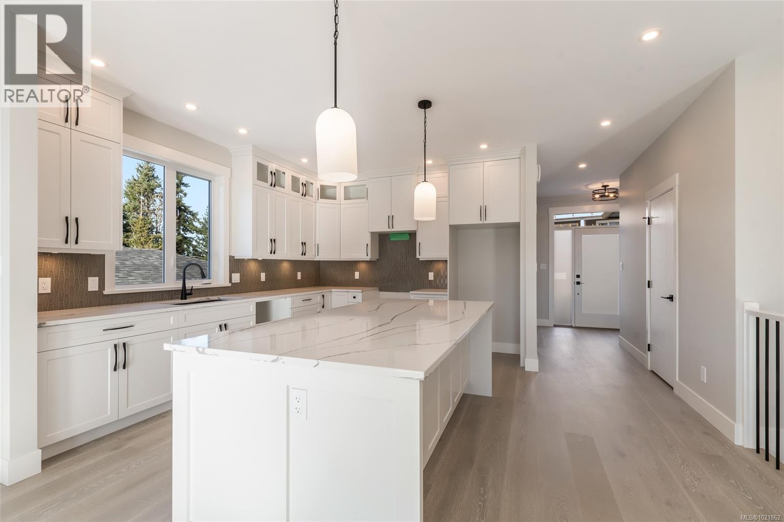 #37 626 Farrell Rd - 2