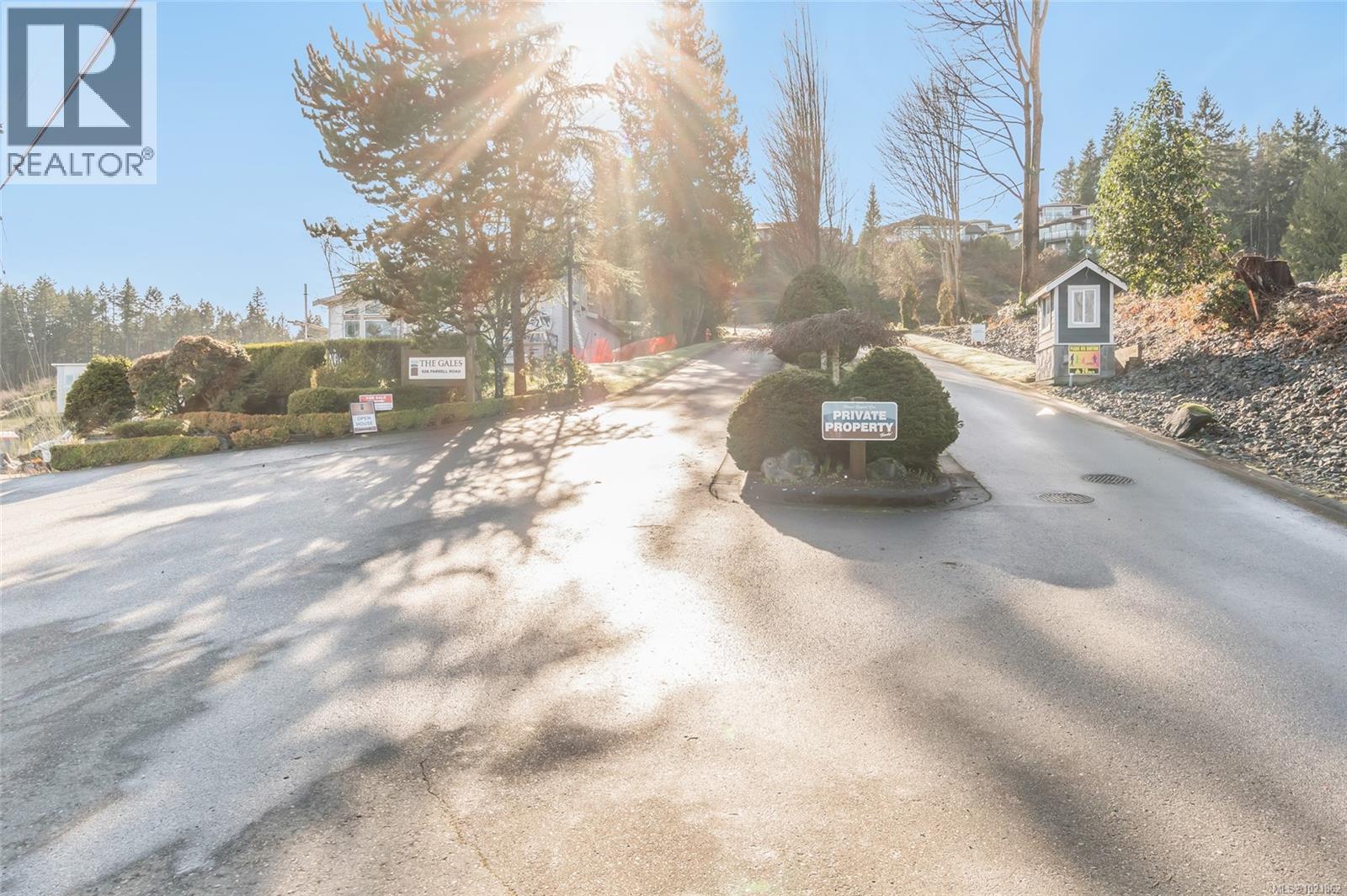 #37 626 Farrell Rd - 70