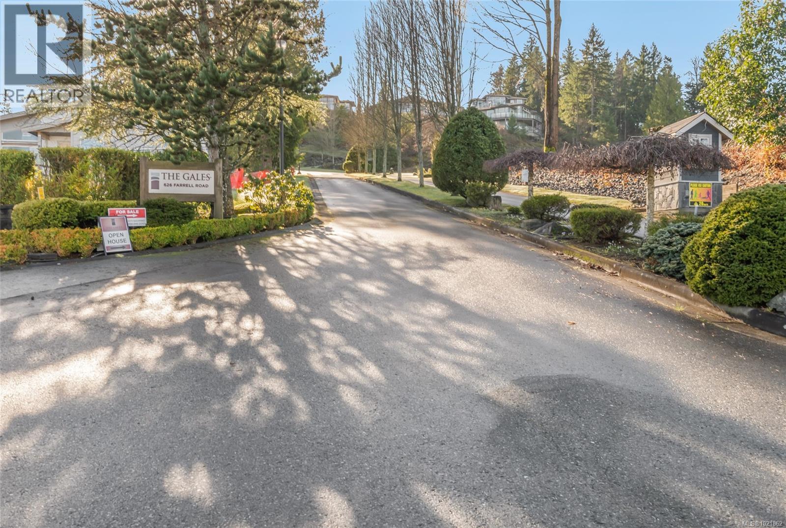 #37 626 Farrell Rd - 71