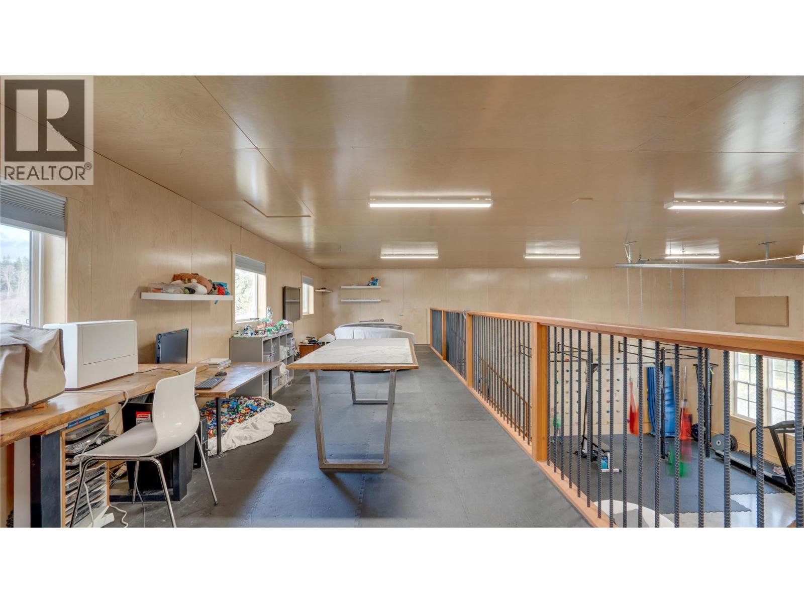  3922 Hullcar Road, Armstrong